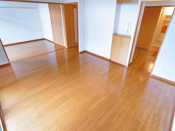 らくりーぶ21万願寺の物件内観写真